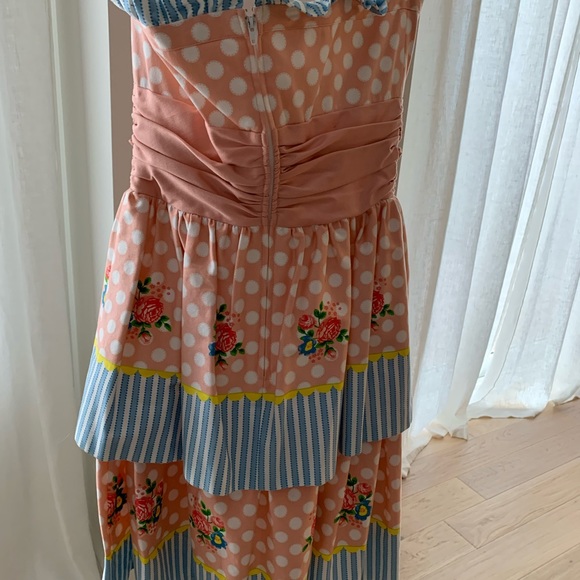 Betsey Johnson dress size 6 - Picture 2 of 2
